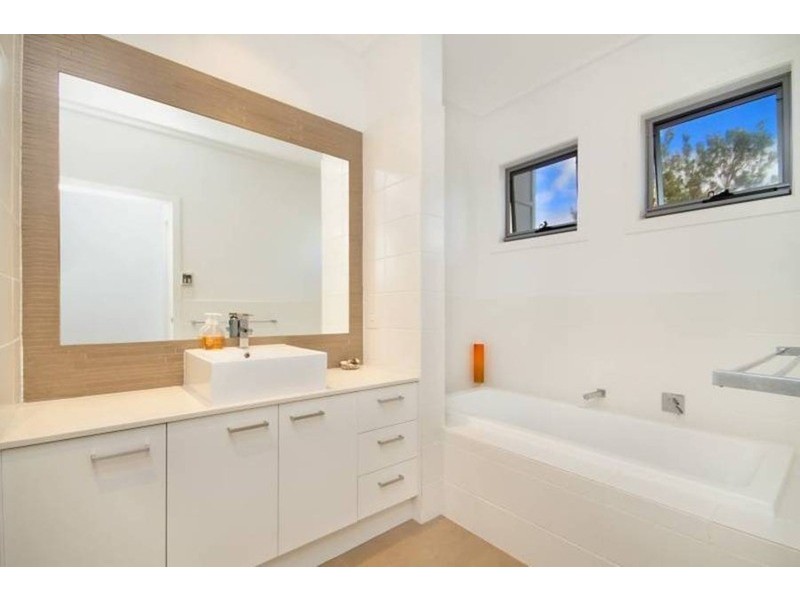 387 Casuarina Way, Casuarina NSW 2487