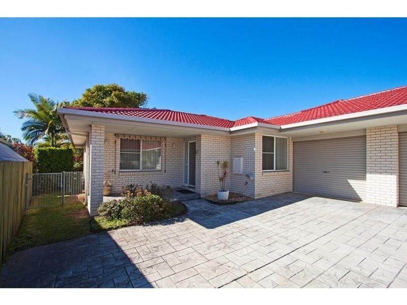 2/33 Birkdale Court, Banora Point NSW 2486