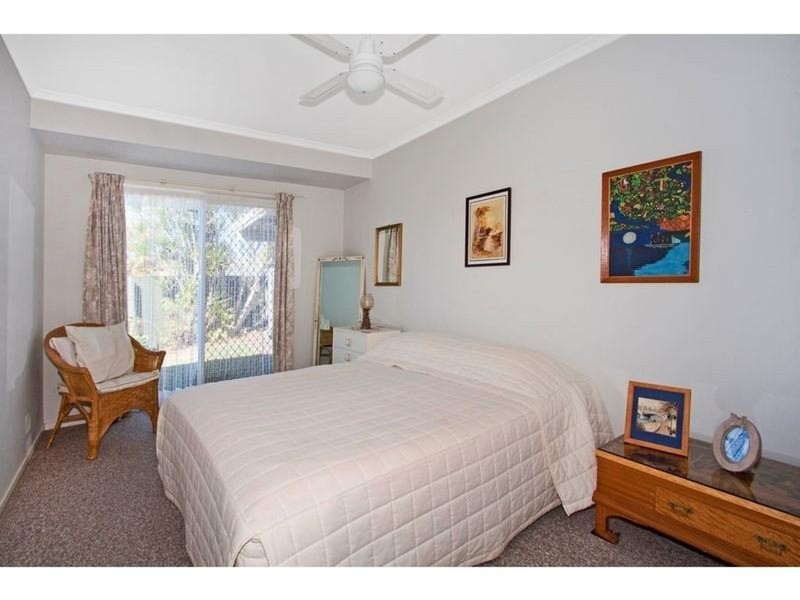 2/33 Birkdale Court, Banora Point NSW 2486