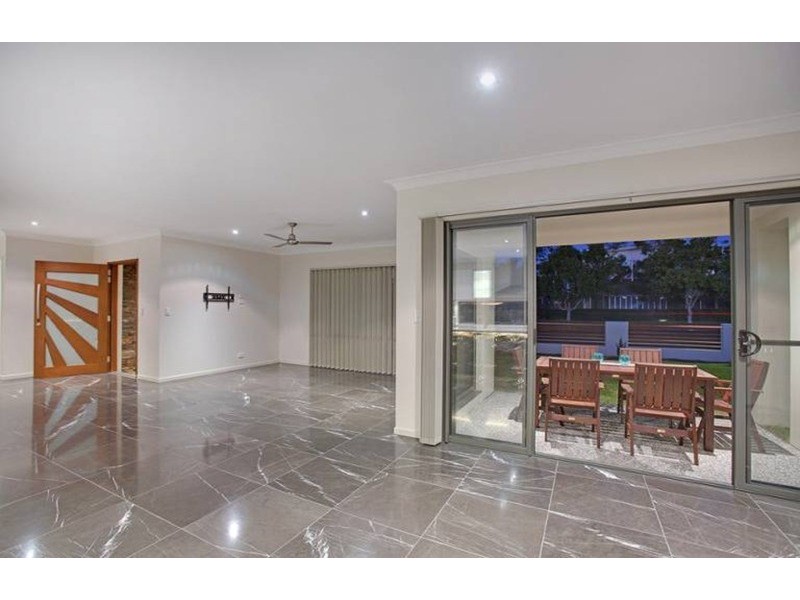 420 Casuarina Way, Casuarina NSW 2487