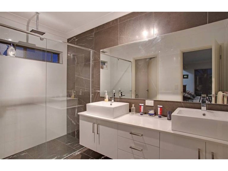 420 Casuarina Way, Casuarina NSW 2487