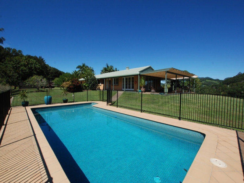 502  Numinbah Road, Nobbys Creek NSW 2484