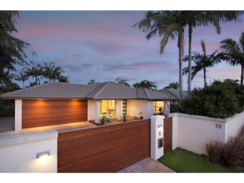 19 Grasstree Circuit, Bogangar NSW 2488