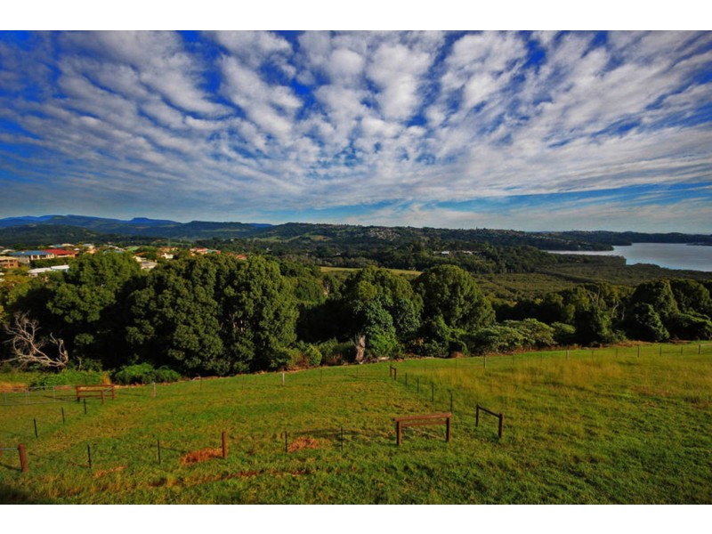 77 Mahers Lane, Terranora NSW 2486