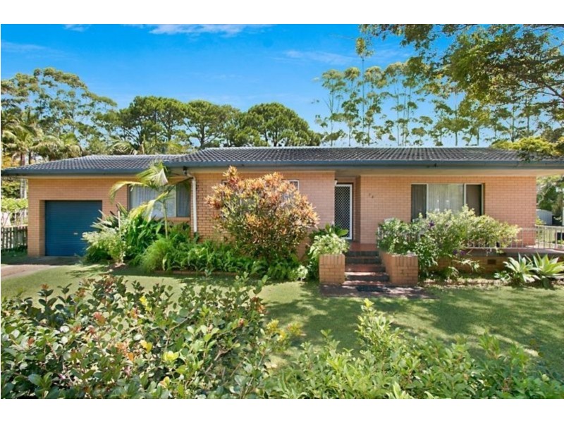 74  Wommin Bay Road, Chinderah NSW 2487