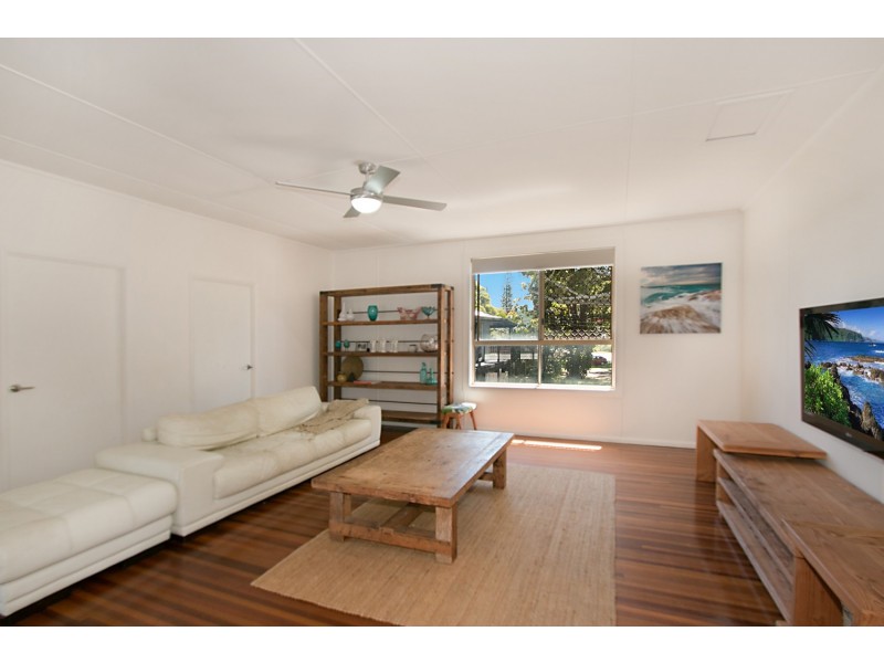 6 Terrace Street, Chinderah NSW 2487