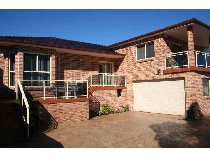 44 Planthurst Road, Carlton NSW 2218