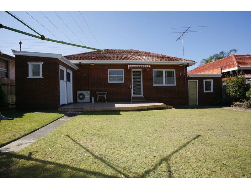 10 Annette Avenue, Kogarah NSW 2217