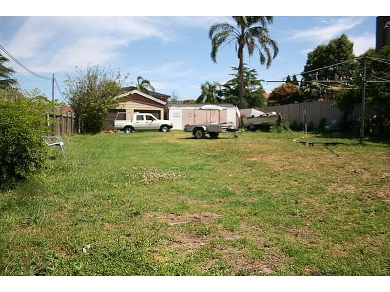 16 Cooleen Street, Blakehurst NSW 2221