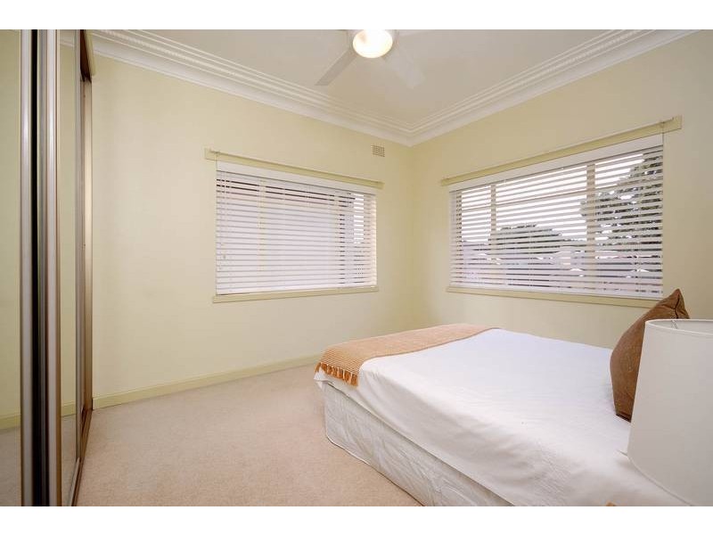 17 Carwar Avenue, Carss Park NSW 2221