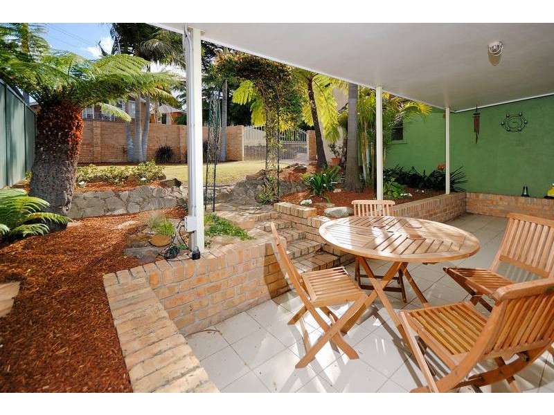 17 Carwar Avenue, Carss Park NSW 2221