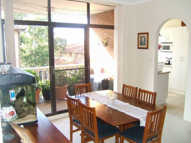 9/16-20 Hampton Court Road, Carlton NSW 2218