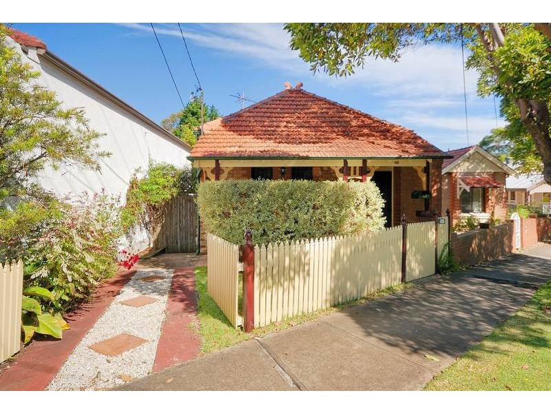 25 Glenfarne  Street, Bexley NSW 2207