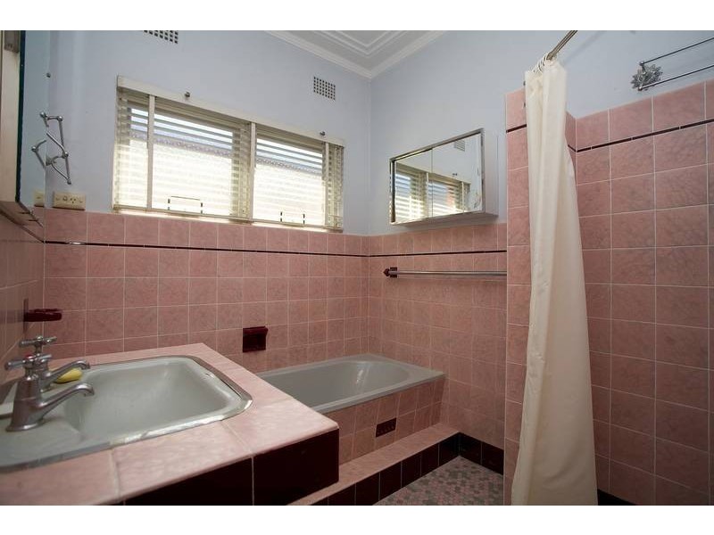 10 Annette Avenue, Kogarah NSW 2217