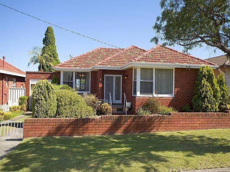 10 Annette Avenue, Kogarah NSW 2217