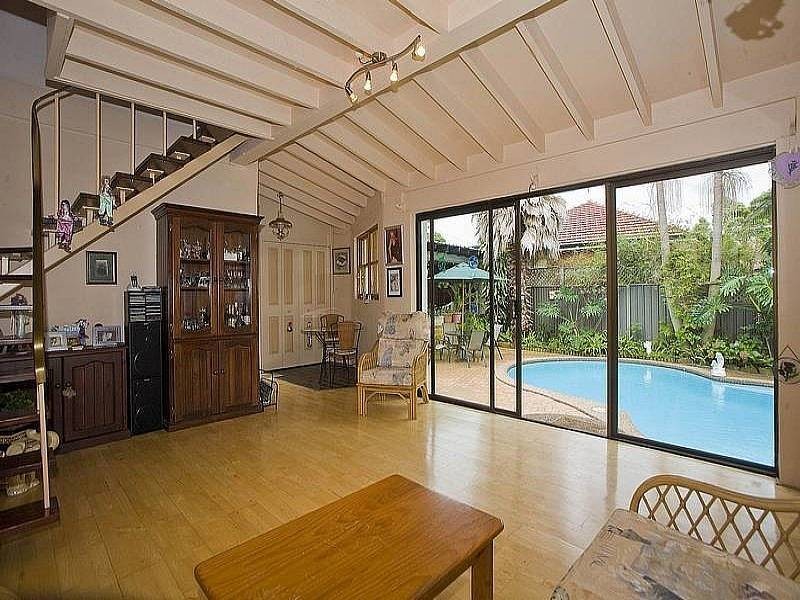 10 Sunbeam Avenue, Kogarah NSW 2217