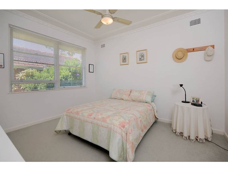 11 Beach Street, Blakehurst NSW 2221