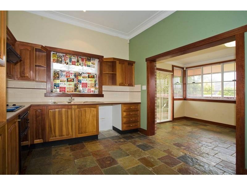 12 Colvin Avenue, Carlton NSW 2218