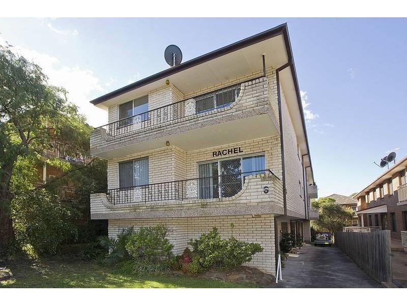 4/6 Carnarvon Street, Carlton NSW 2218