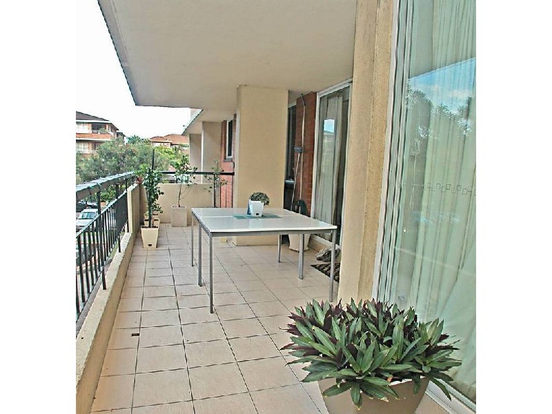 Brighton-le-sands NSW 2216