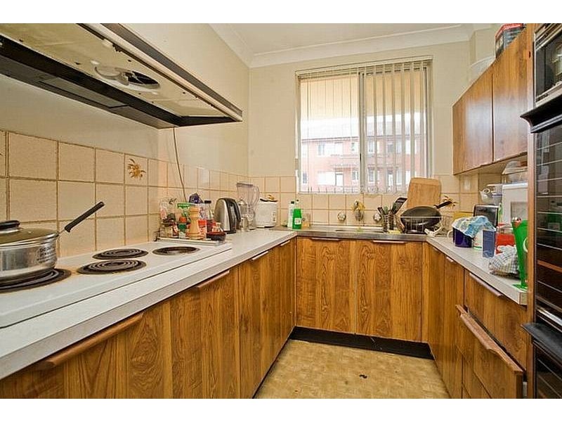 6/2 Kitchener Street, Kogarah NSW 2217