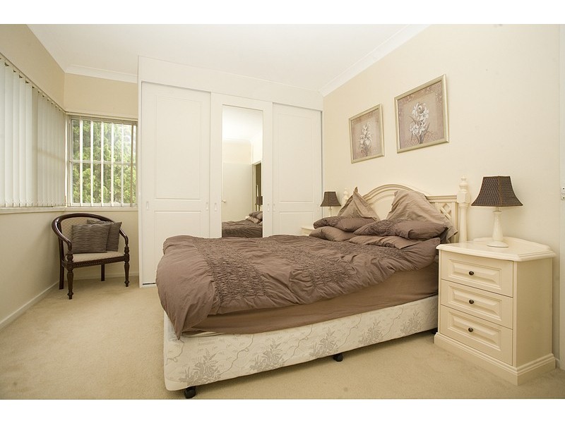 2/17 Nielsen Avenue, Carlton NSW 2218