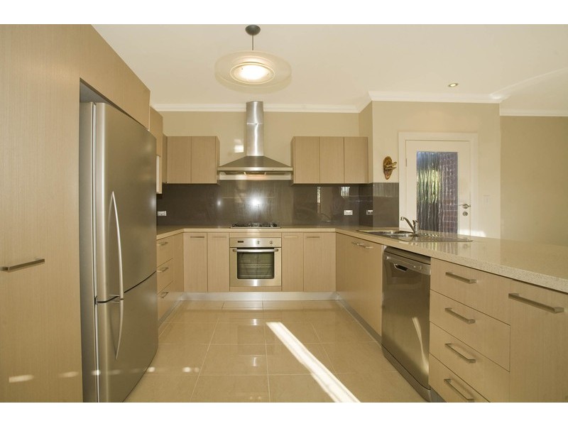 9 Waterview Street, Carlton NSW 2218