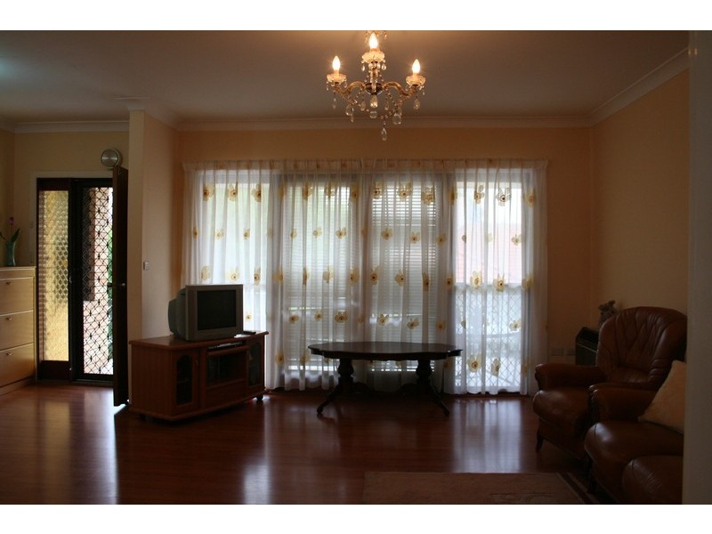 2/16 Millett Street, Hurstville NSW 2220