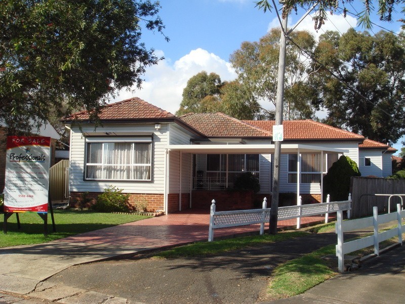 44 Glendale Avenue, Narwee NSW 2209