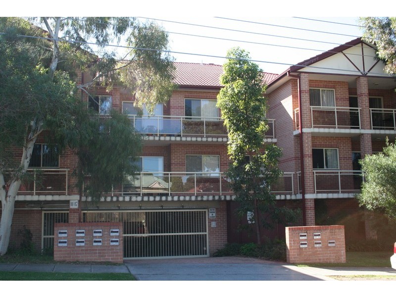 3/11-17 Bembridge Street, Carlton NSW 2218