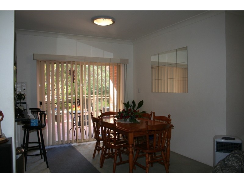 3/11-17 Bembridge Street, Carlton NSW 2218