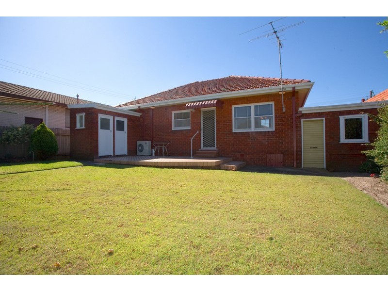 10 Annette Avenue, Kogarah NSW 2217