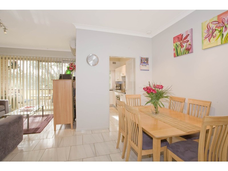 12/9 Argyle Street, Carlton NSW 2218
