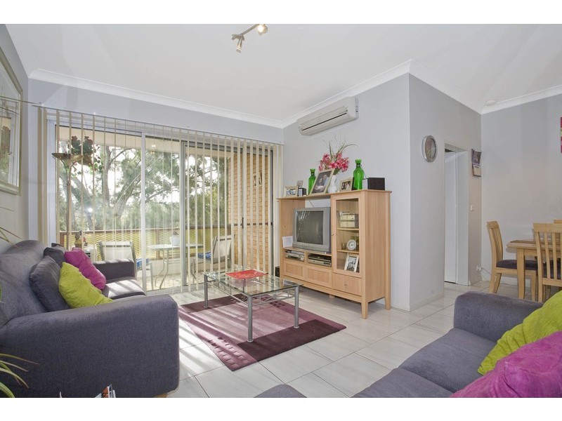 12/9 Argyle Street, Carlton NSW 2218