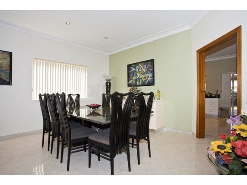 44 English Street, Kogarah NSW 2217