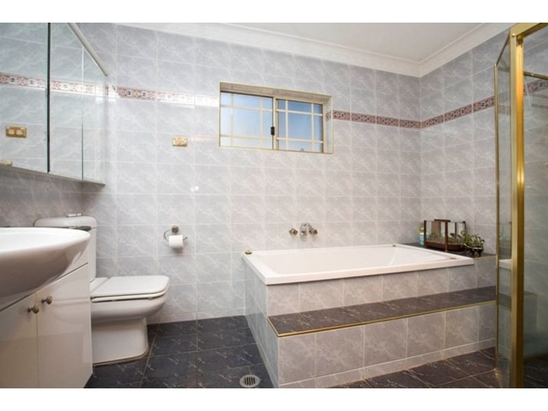 44 English Street, Kogarah NSW 2217