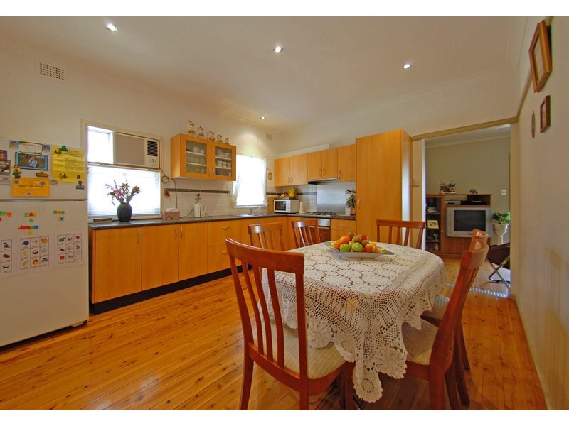 17 Martin Street, Roselands NSW 2196