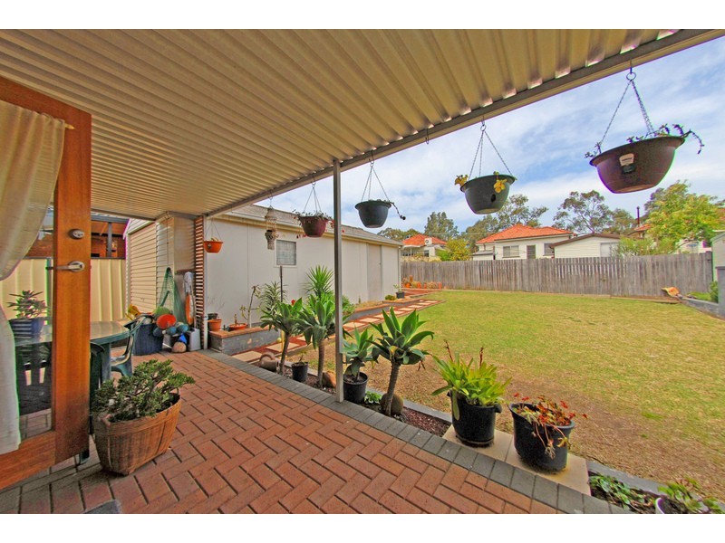 17 Martin Street, Roselands NSW 2196