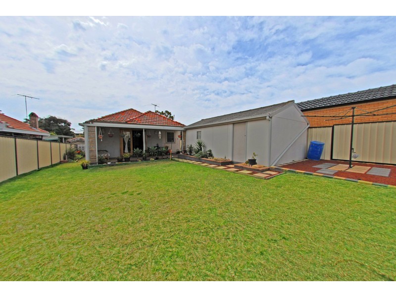 17 Martin Street, Roselands NSW 2196