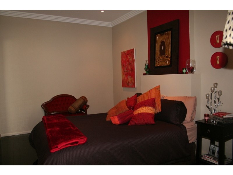 37 Jubilee Avenue, Carlton NSW 2218