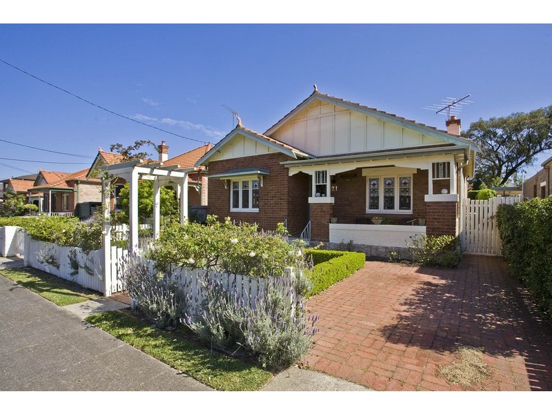 21 Arthur Street, Carlton NSW 2218