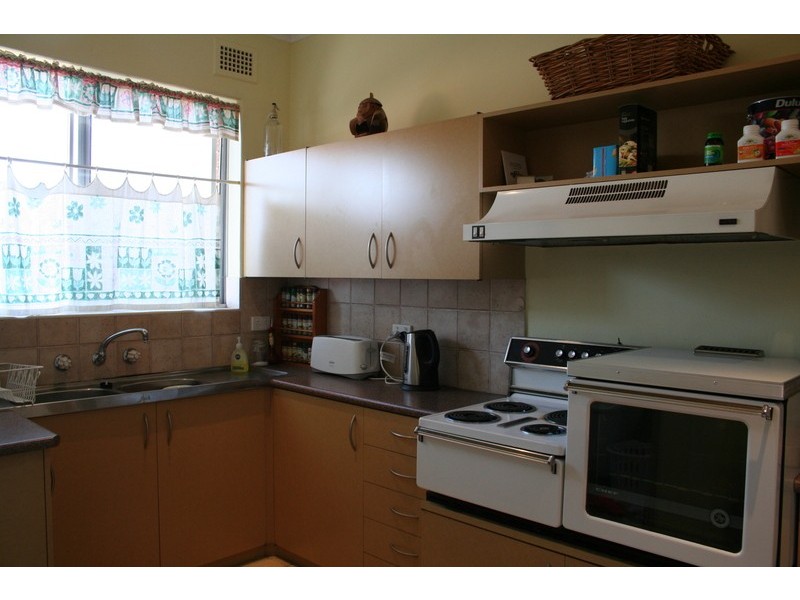 8/31-33 Bembridge Street, Carlton NSW 2218