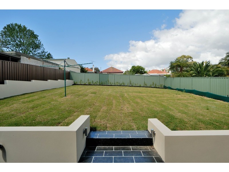 6 Hurstville Road, Hurstville Grove NSW 2220