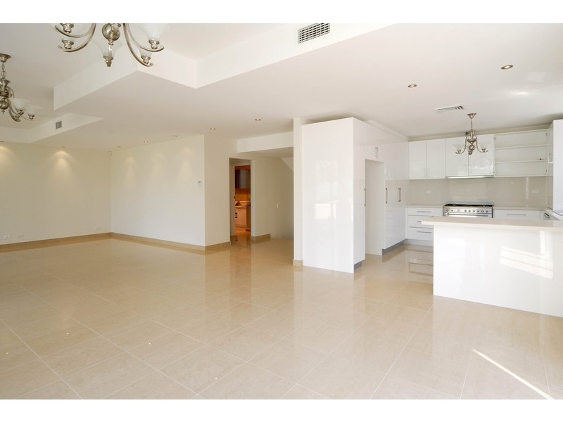 6 Hurstville Road, Hurstville Grove NSW 2220