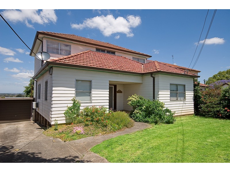 657 Forest Road, Peakhurst NSW 2210