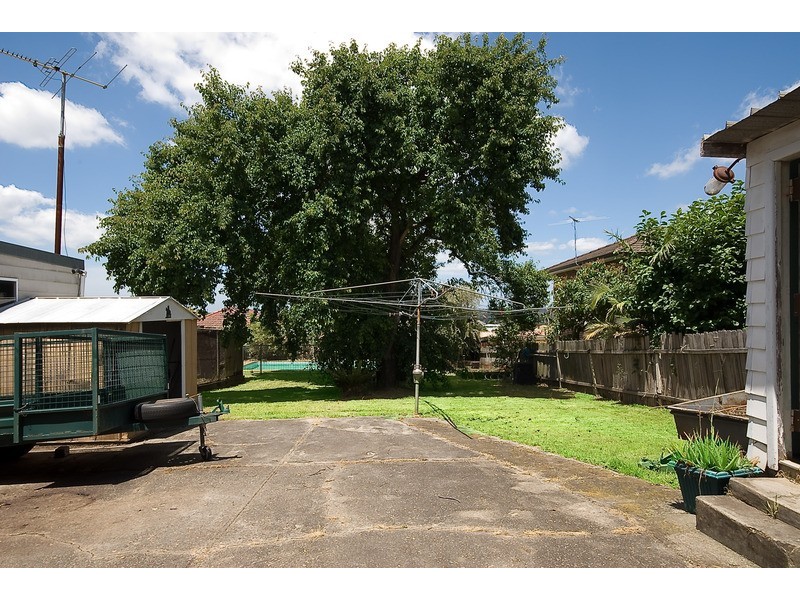 657 Forest Road, Peakhurst NSW 2210