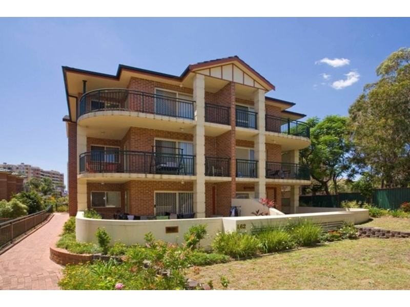 4/162 Harrow Road, Kogarah NSW 2217