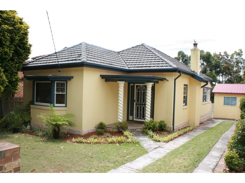 8 Allan Street, Bexley NSW 2207