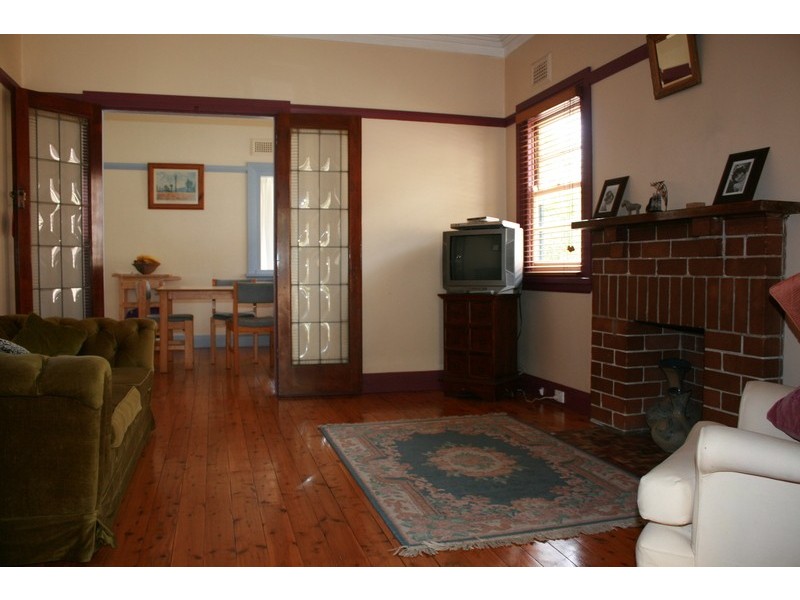 8 Allan Street, Bexley NSW 2207