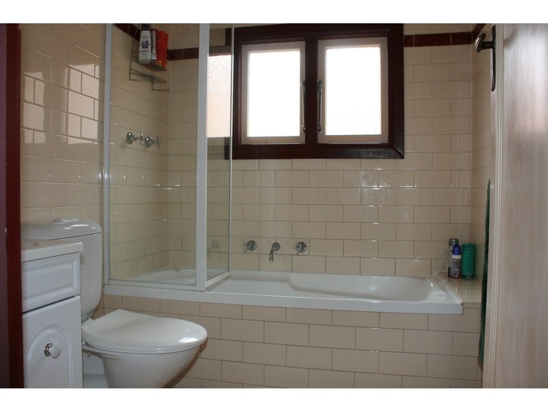 8 Allan Street, Bexley NSW 2207